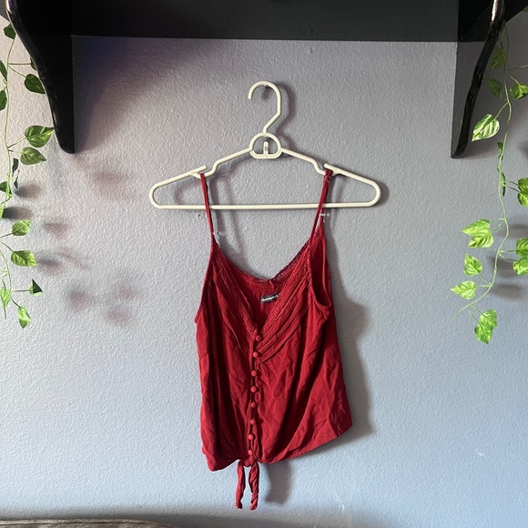 Red A&F Button and Tied Tank - Picture 10 of 10